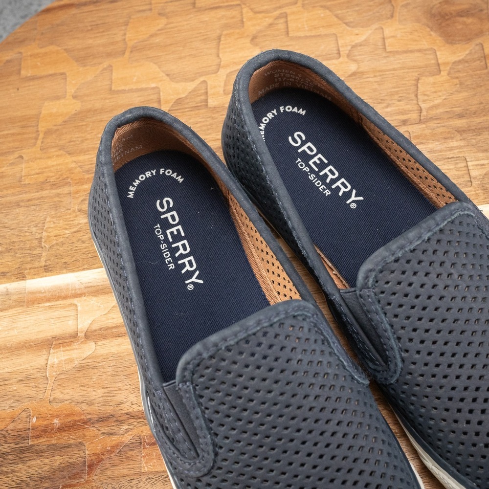 Sperry Women's Navy Blue Seaside Perforated‎ Slip-On Sneakers - Size 5.5 M - Picture 6 of 7